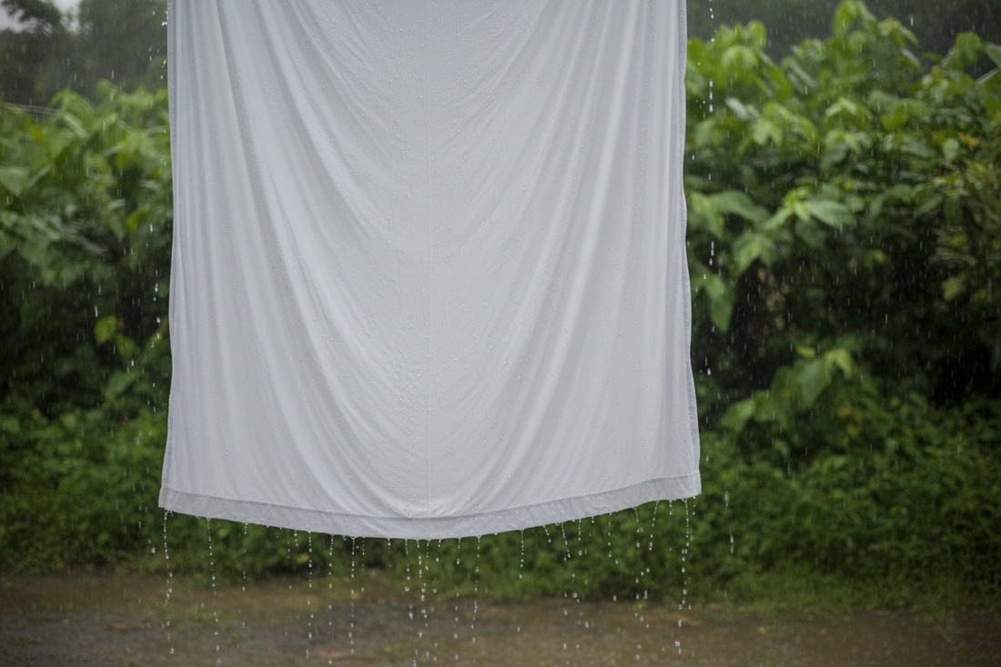 How to Store Your Summer Bed Sheets Before the Monsoon Comes to India