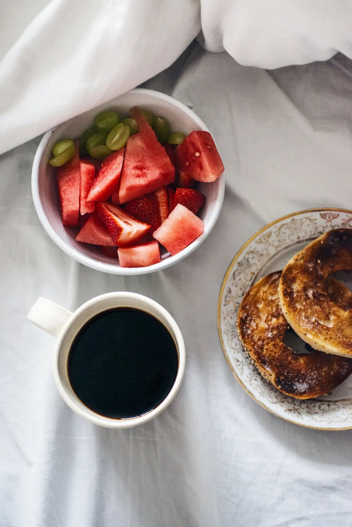 Breakfast in crisp white bed sheets — pure cotton bedsheets by BELONG India